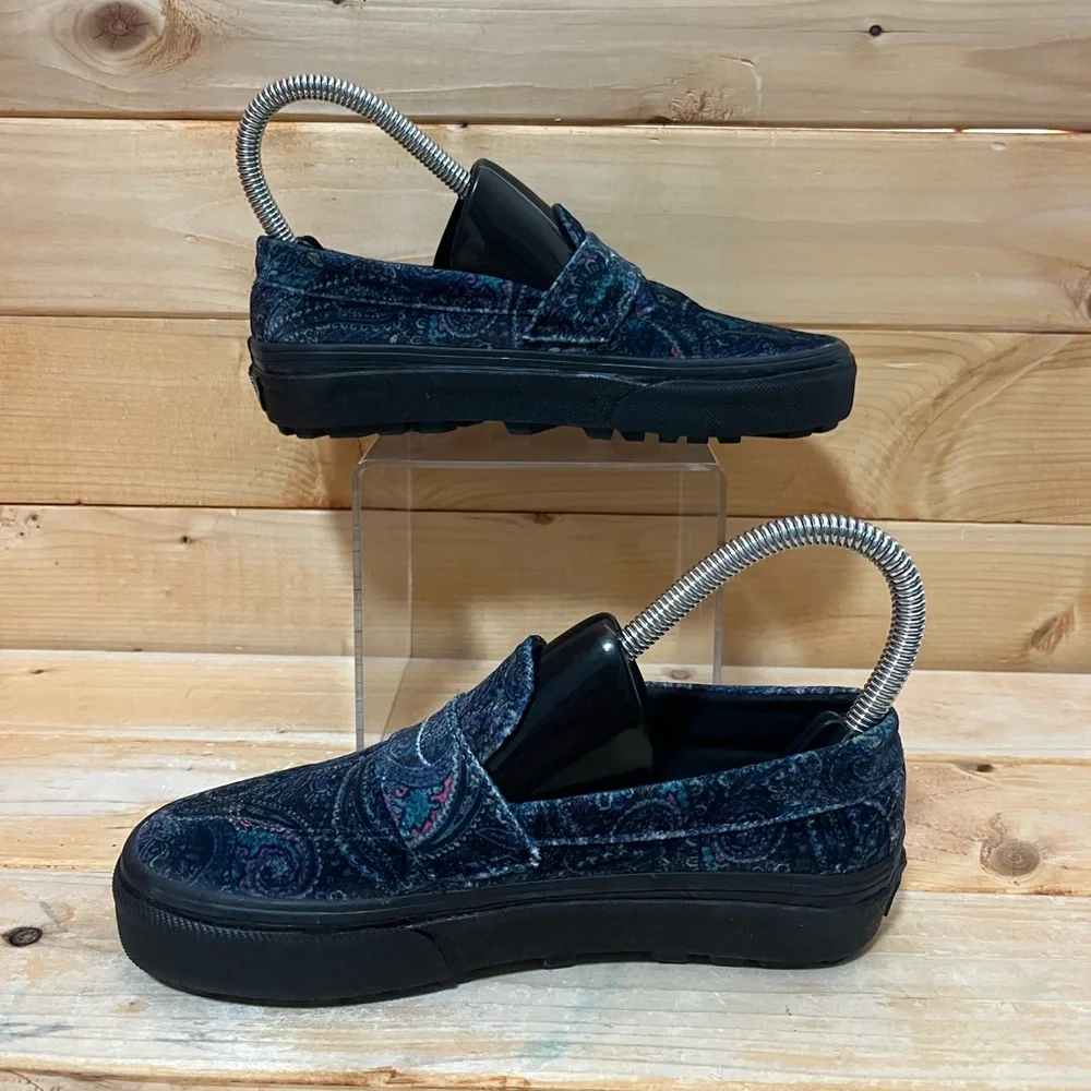 VANS Style 53 Velvet Paisley Dark Blue Slip On Shoes - Mens 4 / Womens 5.5 - Picture 2 of 6